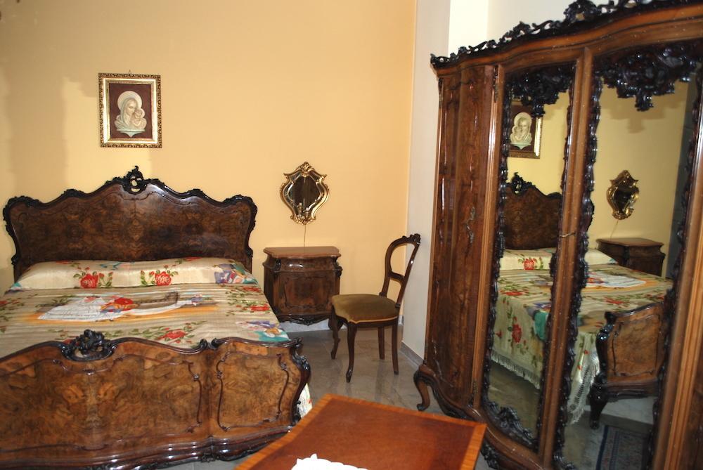 Stanze Barocche Bed and Breakfast Μόντικα Εξωτερικό φωτογραφία