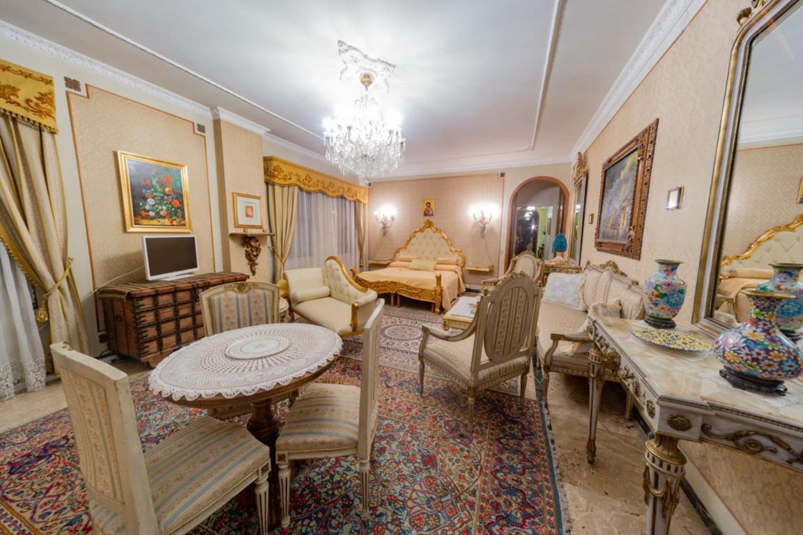 Stanze Barocche Bed and Breakfast Μόντικα Εξωτερικό φωτογραφία