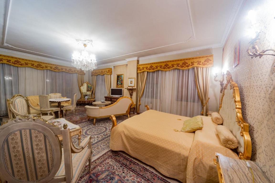 Stanze Barocche Bed and Breakfast Μόντικα Εξωτερικό φωτογραφία